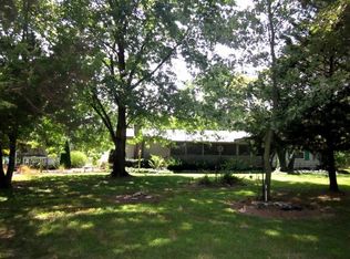 809 County Road 1350 N, Carmi, IL 62821