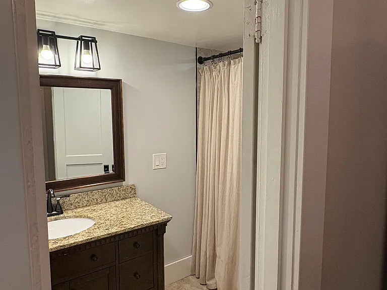 5454 Pinewood Rd — Photo 13