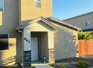 862 Congaree Ln, Redding, CA 96001