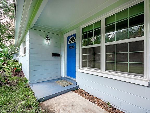 5th image of 8126 Fresca St