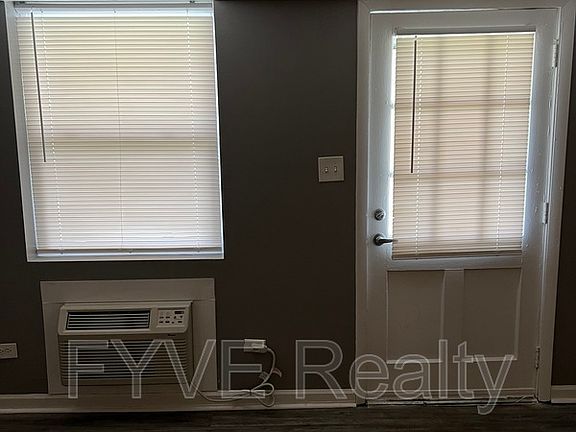 4th image of 1013 W Parkway Ave