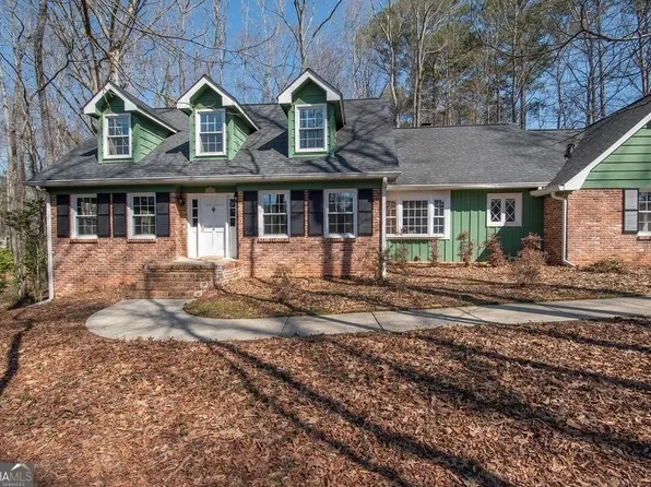 105 Cockspur Ct, Peachtree City, GA 30269