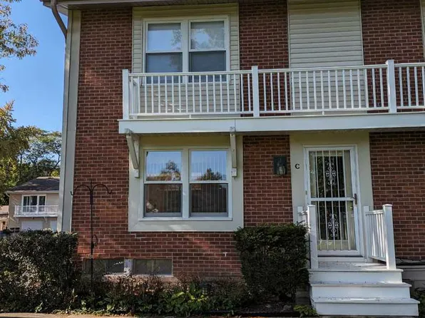 325 Carthage Ct Unit C, Bloomingdale, IL 60108
