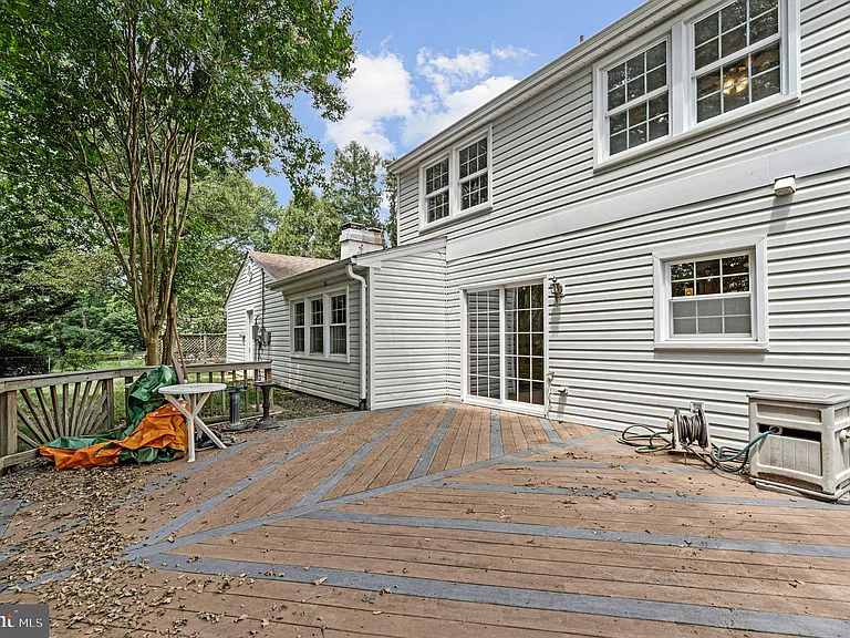 12805 Melvue Ct — Photo 23