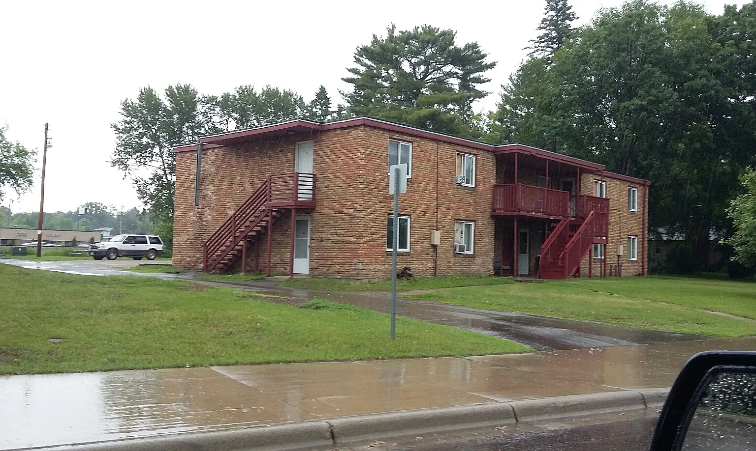 1 bed, $905 — Photo 1