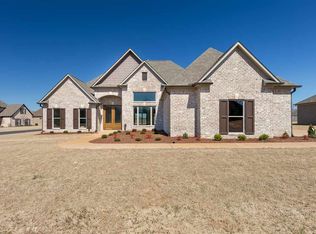 280 Flagstone Dr, Jackson, TN 38305
