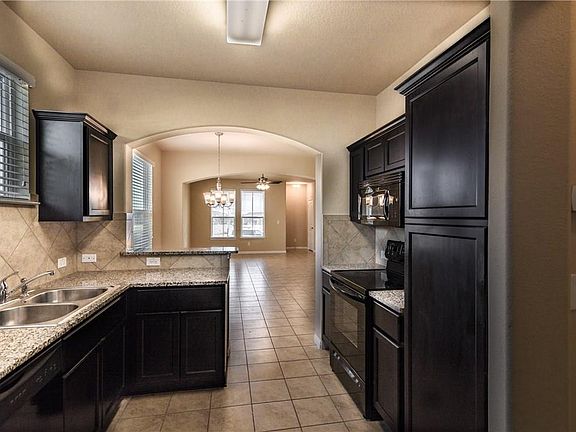 2nd image of 701 Katmai Cir