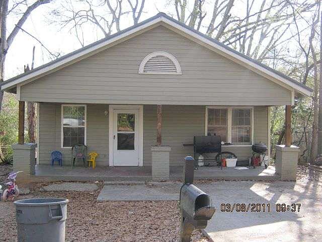 105 Daniel St.