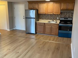 80 Simmons Rd FLOOR 1, East Hartford, CT 06118