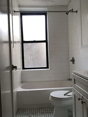 Rented by Crosstown Apartments NYC | media 8