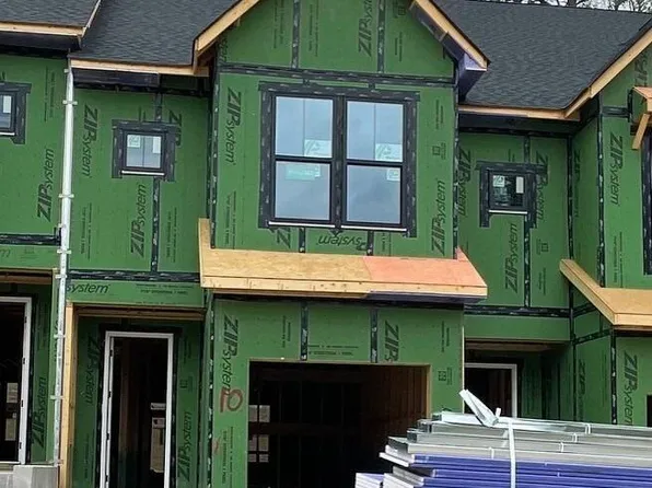 4073 Elk Creek Ln, Raleigh, NC 27612