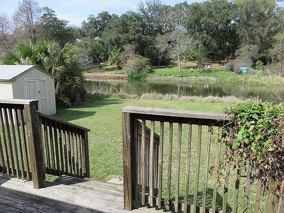 5th image of 3250 Bayou Dr
