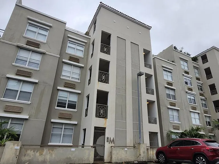 Cond Ridge Top Luxury 720 Ave San Ignacio Apt 1350 — Photo 1