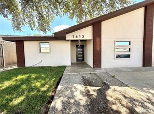 1613 W Gastel Cir, Mission, TX 78572