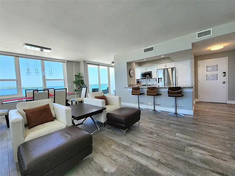 3505 S Ocean Dr #612 — Photo 13