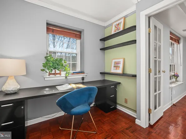 4000 Gypsy Ln Unit 210, Philadelphia, PA 19129