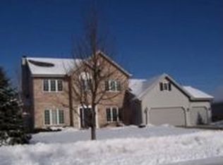 926 Basswood Ave, Verona, WI 53593