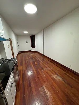 Rented by MOTION New York | media 2