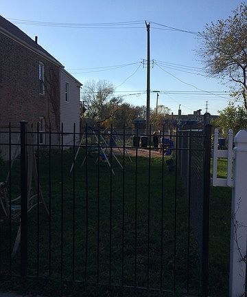 3rd image of 1326 S Claremont Ave