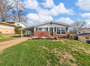 10951 Ridge Forest Dr, Saint Louis, MO 63123