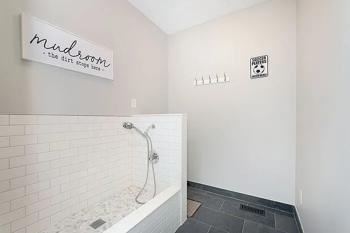 14426 Chariots Whisper Dr — Photo 16