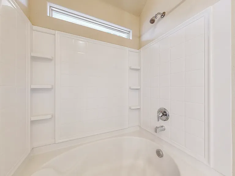 5140 Grayson Ridge Dr — Photo 4