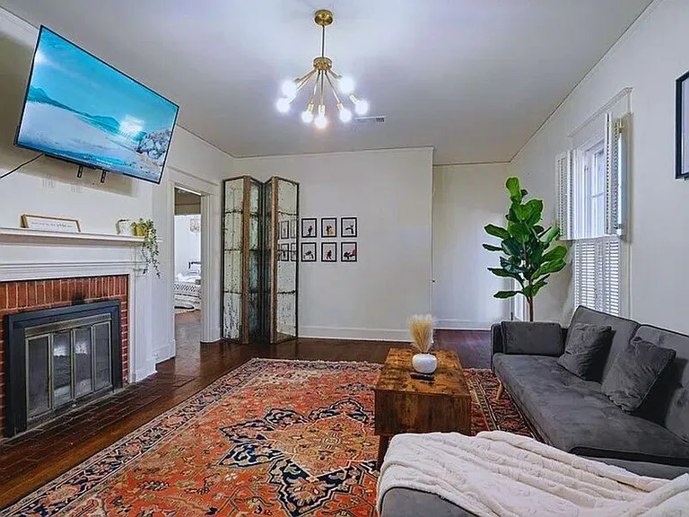 816 Charles Pl — Photo 11