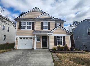 208 Knightwood Dr, Durham, NC 27703