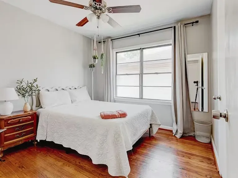 3606 Yosemite St — Photo 5