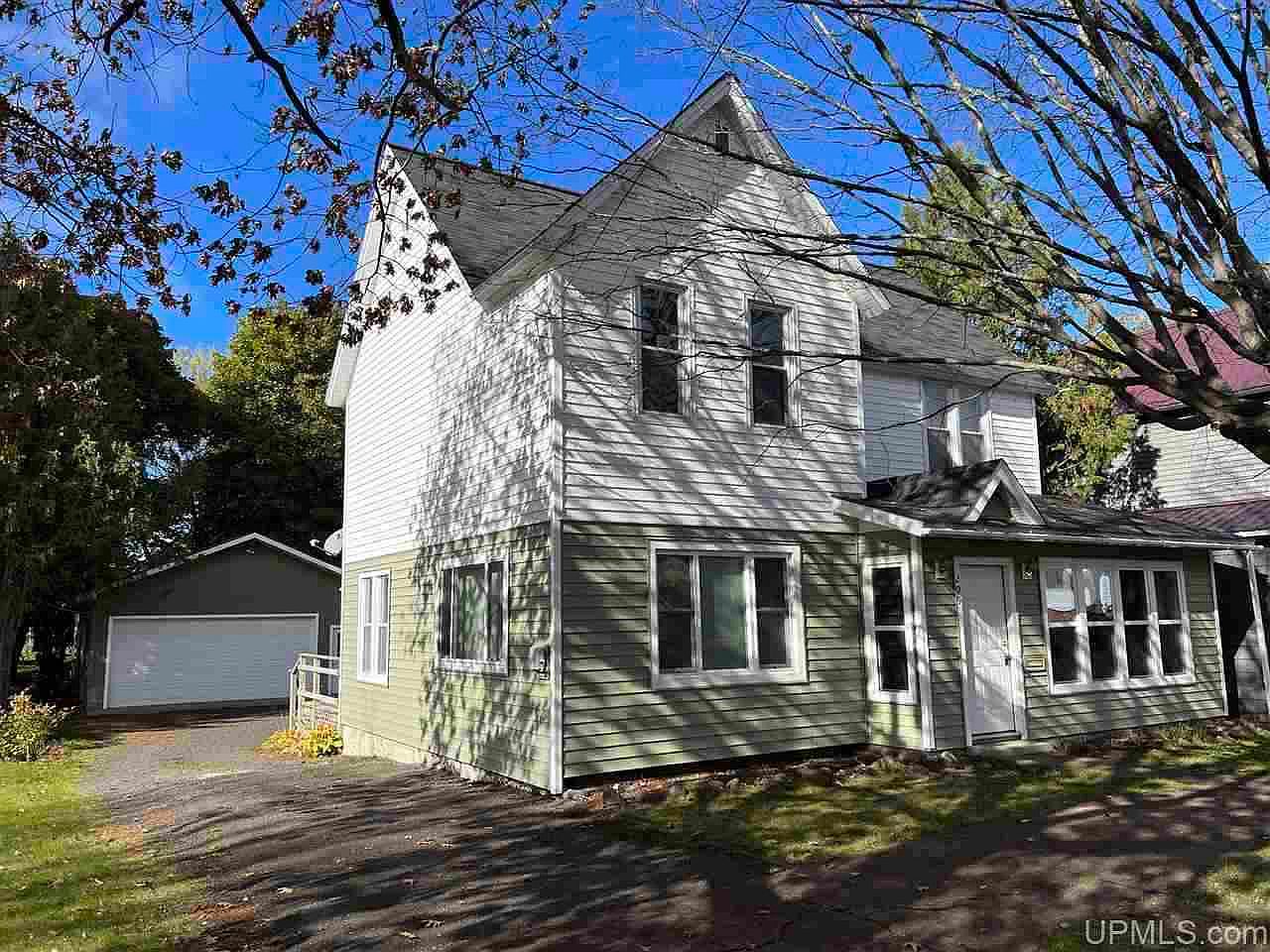 209 Tamarack St, Laurium, MI 49913 Zillow