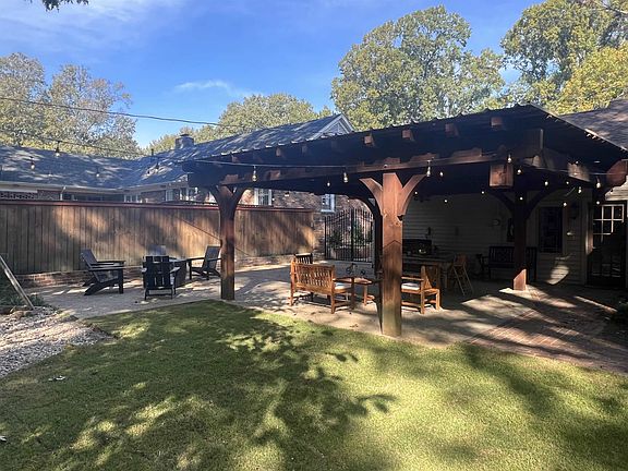 5th image of 4339 Amber Ln