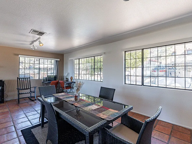Shadowbrook Apartments-Scenic Living in Sedona — Photo 8