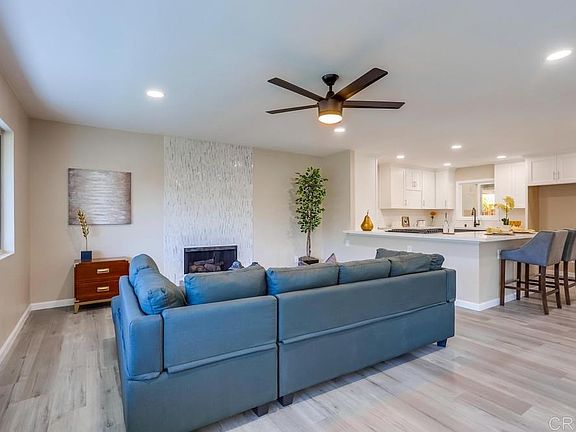 2nd image of 14969 Del Diablo Ln