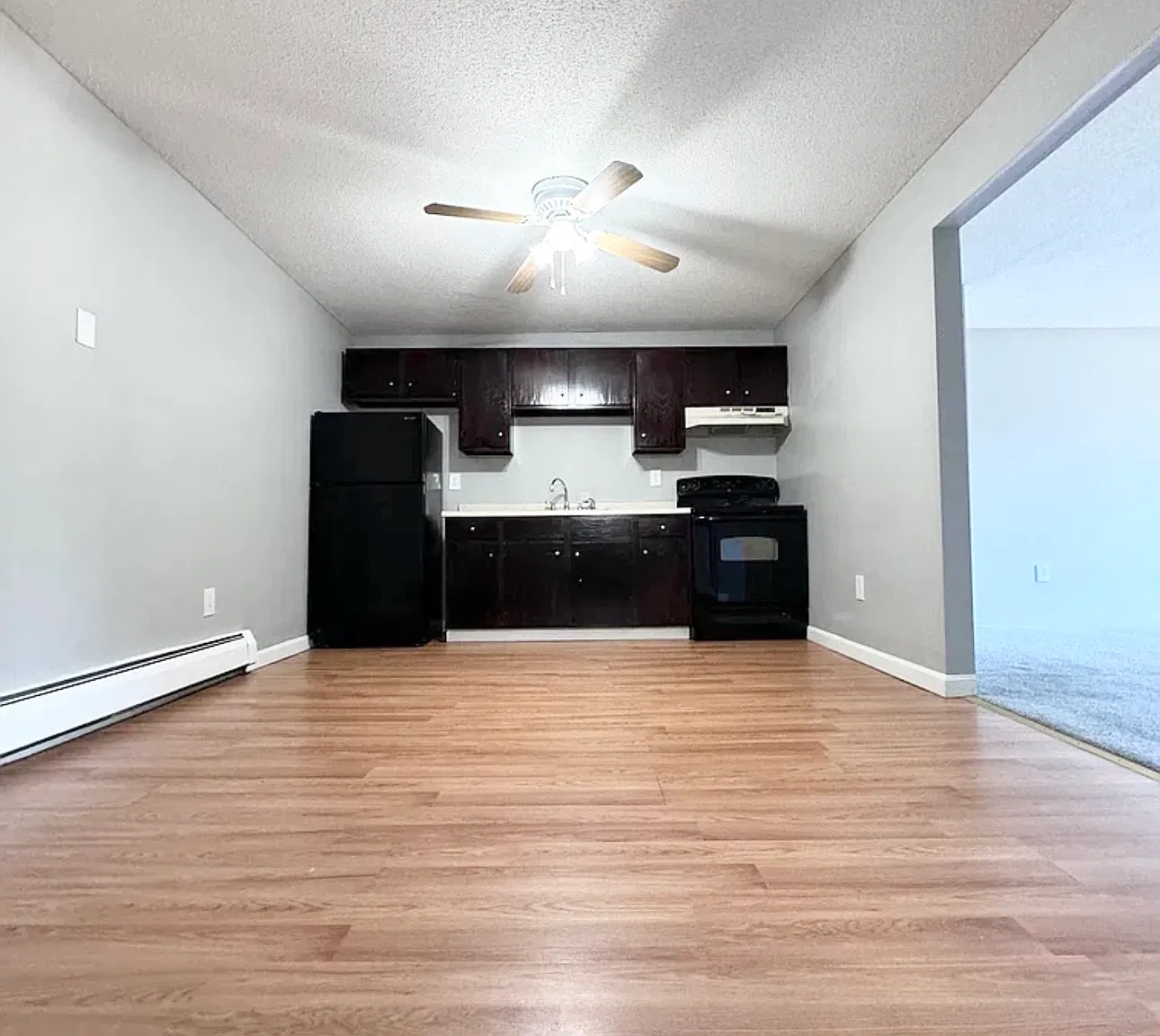 1345 Bodwell Rd — Photo 2