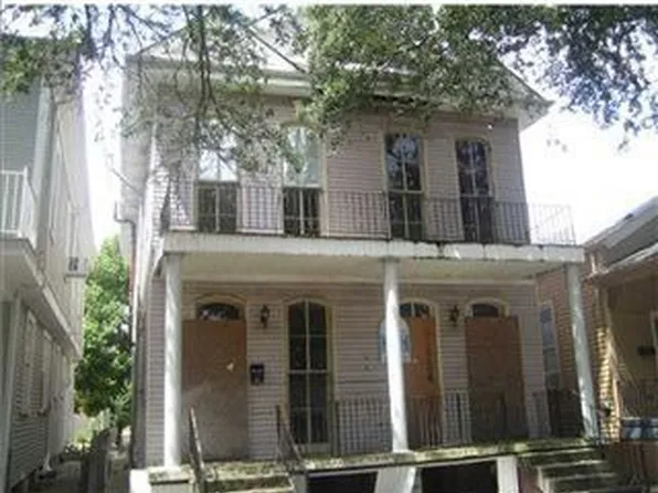 2904 Banks St, New Orleans, LA 70119