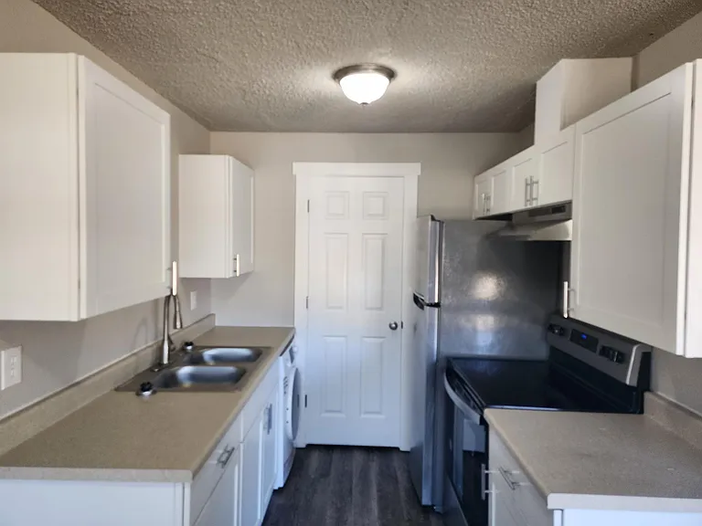 Kitchen with a Pantry Door Unit 22