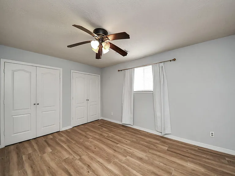 5954 Beaudry Dr — Photo 28