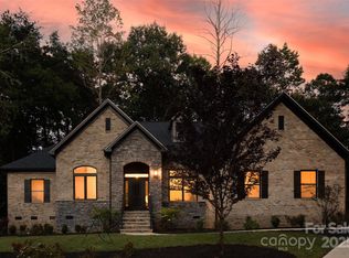 319 Inland Cove Ct, Clover, SC 29710