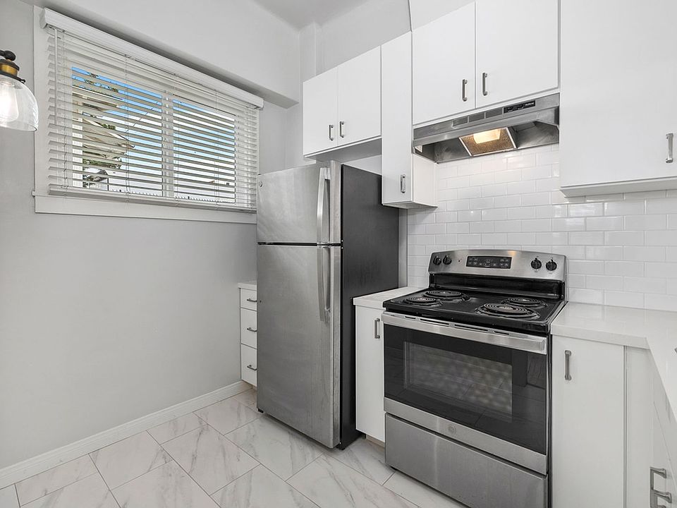 1st image of 3843 Park Blvd APT 6