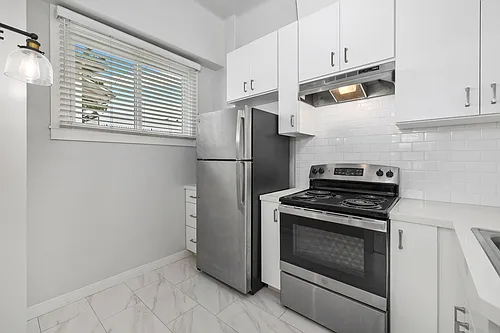 3843 Park Blvd Photo 1