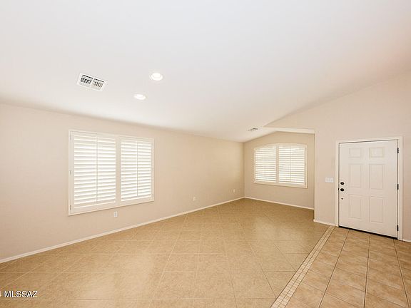 3rd image of 10591 S Varner Dr