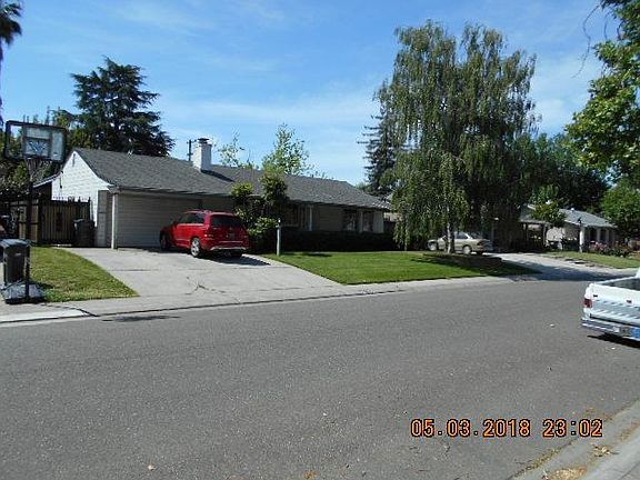 2nd image of 2440 W Princeton Ave