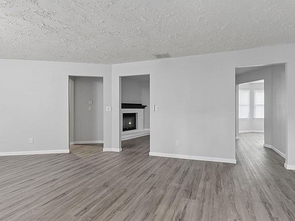 3rd image of 1120 Harmony Ct