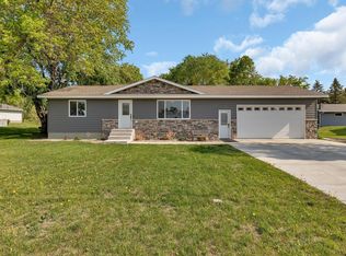 1436 2nd St S, Sauk Centre, MN 56378