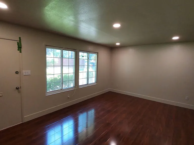 8883 Salmon Falls Dr #E — Photo 4
