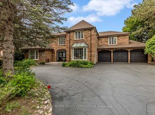 4 Prescott Ct, Markham, ON L3T 5W7