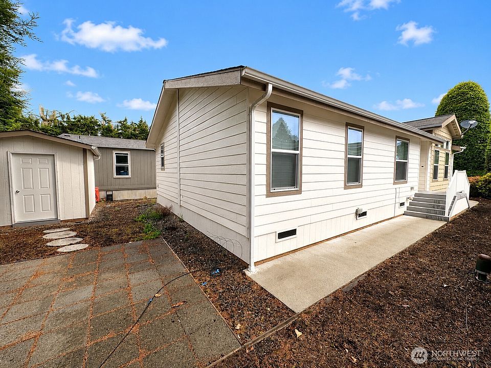 1st image of 23825 15th Avenue SE #60
