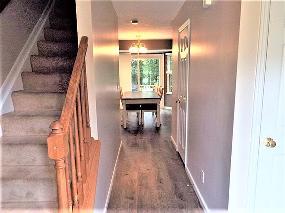 5th image of 7435 Owl Creek Cir