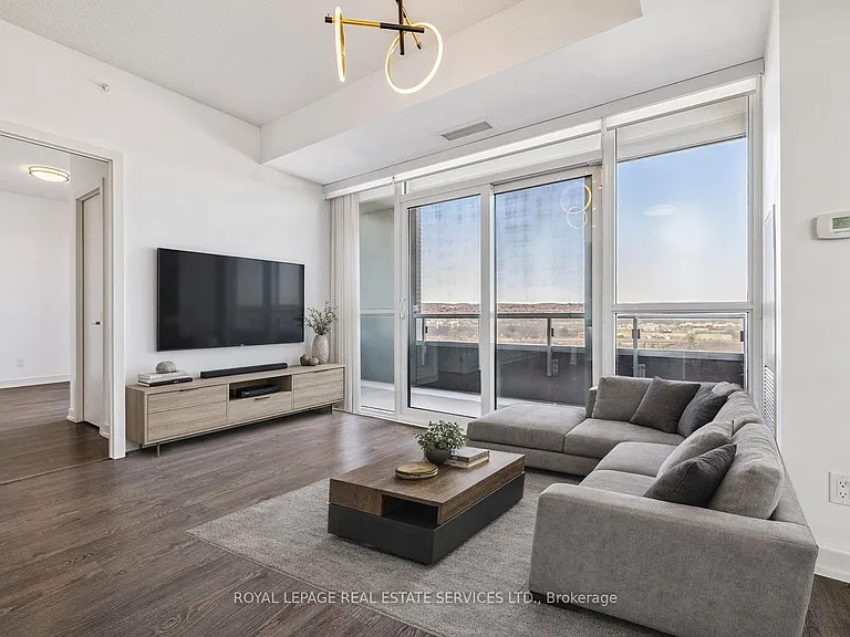2087 Fairview St #1209 — Photo 7