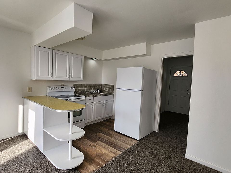 1st image of 10748 Road 4 NE Unit 11
